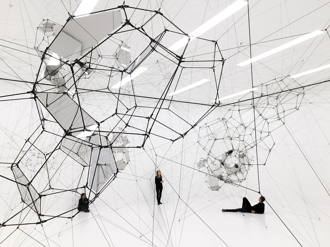 3. Toma S Saraceno Stillness In Motion Cloud Cities Installation View At The San Francisco Museum Of Modern Art December...