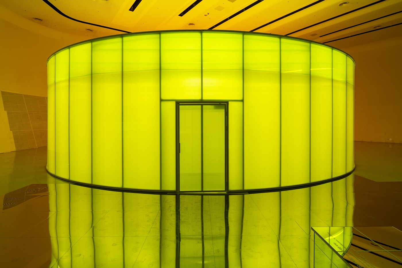 Ann Veronica Janssens Green Yellow And Pink 2017