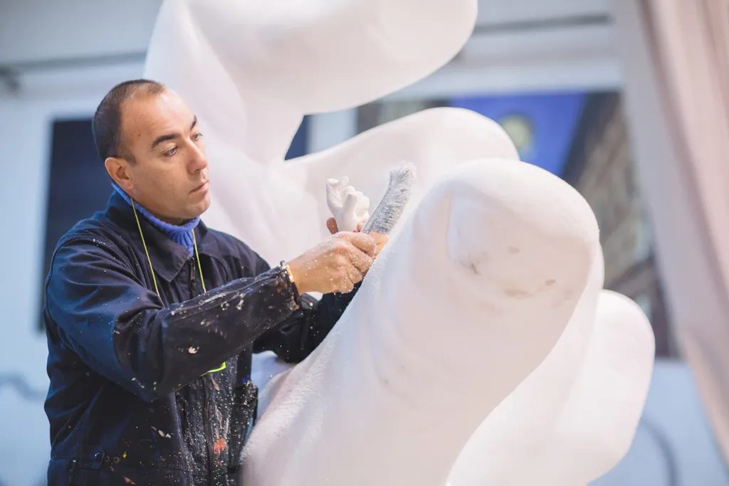 Quinn is inspired by such masters as Michelangelo, Bernini and Rodin. Working from his studio and foundry near Barcelona, he...