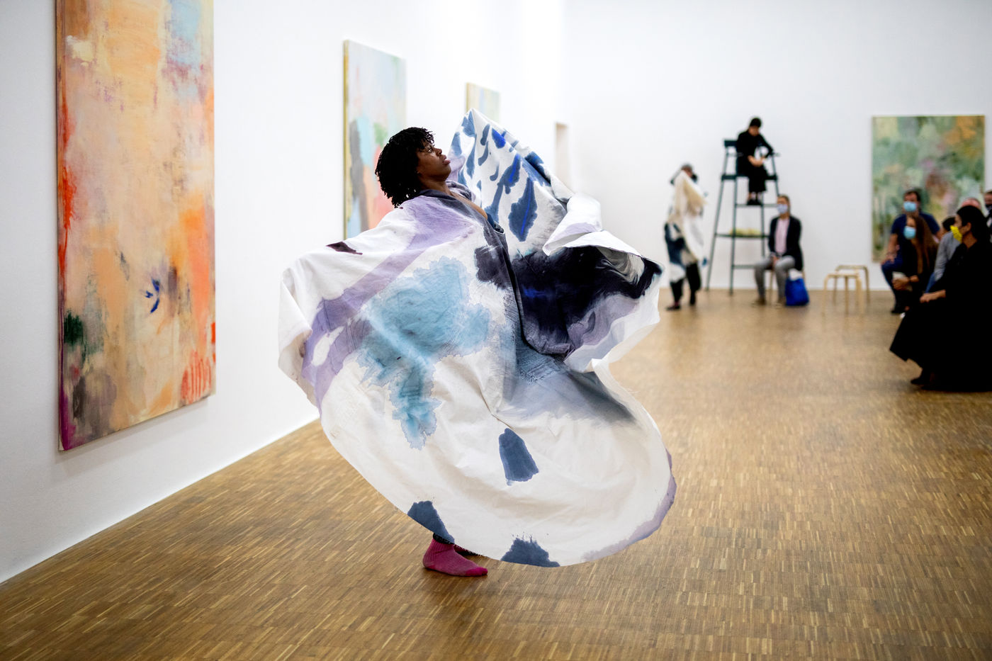 The paintings on view in the Salzburger Kunstverein main gallery were created during spring and summer of 2020, seeded from...