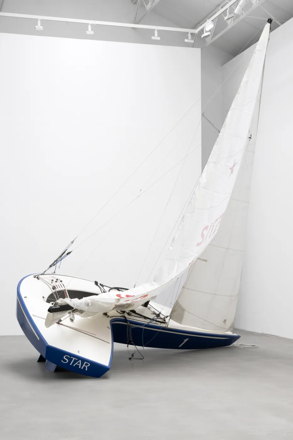 Erwin Wurm Star, 2025 Mixed media 600 &times; 630 &times; 95 cm (236.22 &times; 248.03 &times; 37.4 in) As Max...