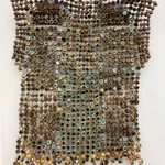 Ozioma Onuzulike sculpture. Nigerian Artist. Contemporary Art Gallery. AFIKARIS PARIS. Clay working process. Mixed media (earthenware, ceramic, natural resources) sculptures. Conversations on social changes. New Nsukka Art School. Art genève 2024. 1-54 Marrakech