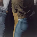 Figurative painting by Mohamed Saïd Chair, contemporary Moroccan artist. His works reinvent the human figure through a chiaroscuro aesthetic inherited from 17th century oil painting, blending hyperrealism and modern sensibility. AFIKARIS Gallery, contemporary African art in Paris. Peinture figurative de Mohamed Saïd Chair, artiste marocain contemporain. Ses œuvres réinventent la figure humaine dans une esthétique du clair-obscur héritée de la peinture à l'huile du XVIIe siècle, mêlant hyperréalisme et sensibilité moderne. Galerie AFIKARIS, art contemporain africain à Paris.