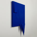 Laura Lima, Gigantesco Parentesco (Passeio Solitário) [Massive Kinship (Solitaire Promenade)], 2018