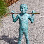 BABETTE DEGRAEVE, JONGETJE MET HOND (rechts dragend) 4//9