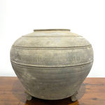 Dynastie des han pot gris argenté sur 3 pattes art de la poterie antique chinoise antique yi galerie d'art de bruxelles