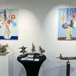 bloemen in vaas schilderij alida everts bloemenschilderij nederlandse kunstenaar interieurontwerp en bronzen sculpturen van lieven d'haese Art Yi-galerij Kunstgalerij Brussel