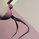 Tondo pour une femme en bonnet blanc femme nageuse peinture peinture figurative peinture à l'huile peinture acrylique peinture contemporaine Damien Bassez à la galerie Art Yi à Bruxelles