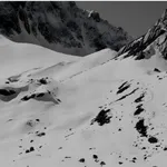 陈萧伊 Chen Xiaoyi, 脱臼时空系列 Dislocated Spacetime series, 2025