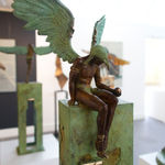 Daedalus with thread | Maurice Den Boer