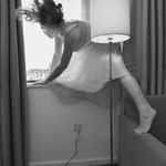 Denise Webber, Woman and sparrow, 2023