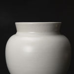 Miyanohara Ken 宮之原 謙, Carved Celadon Porcelain Brush Pot, 緑磁彫萬筆壺, circa 1950s–1960s
