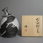 Kakurezaki Ryuichi 隠崎隆一, Tokkuri 徳利, 2013