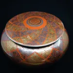 Tomimoto Kenkichi 富本憲吉, 色地金銀彩 羊歯文蓋付飾壷