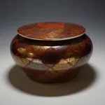 Tomimoto Kenkichi 富本憲吉, 色地金銀彩 羊歯文蓋付飾壷