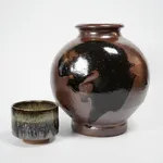 Murata Gen 村田 元, Jar with Persimmon Glaze 扁壺