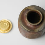 Isezaki Jun 伊勢崎淳, Bizen tea caddy 備前肩衛茶入