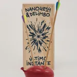 Nano Abia, Último Instante. Double arrow balloon. Turquesa., 2023