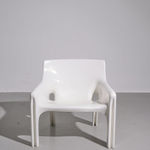 Vico Magistretti, White 'Selene' chairs