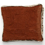 Teelah George, Green velvet case for unknowable objects, 2021