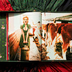Ellen von Unwerth, Fräulein, Art Edition No. 1–100 ‘Peaches’, 2009