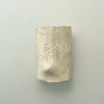 Gerd Rothmann, Hände halten Ring, 2007