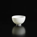 Niisato Akio, Porcelain Sphere, 2019