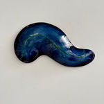 Glazed ceramic blue sculpture by Fringe Gallery artist Angela Okajima-Kempinas