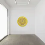 Image of Expanding complementary colours of light.