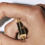 Marie Lichtenberg, Indian chain