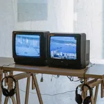 LAW Yuk Mui, The Song of the Exile