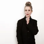 Sculptural ring – curling crest of a wave large – 100% recycled silver by contemporary jewellery artist Ute Decker