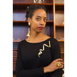 sculptural brooch – large rolling waves in moonlight - in 18 kt Fairtrade Gold - sculptural jewellery by artist Ute Decker