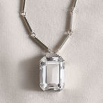 Wiwen Nilsson, Brooch