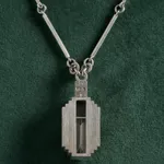 Wiwen Nilsson, Brooch