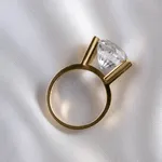 Wiwen Nilsson, Brooch