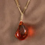 Wiwen Nilsson, Brooch