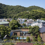 Playground of Possibilities / Singapore, BLACK / Singapore