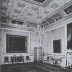 THE NEWBY HALL PLATE WARMER PEDESTAL, English, circa 1785