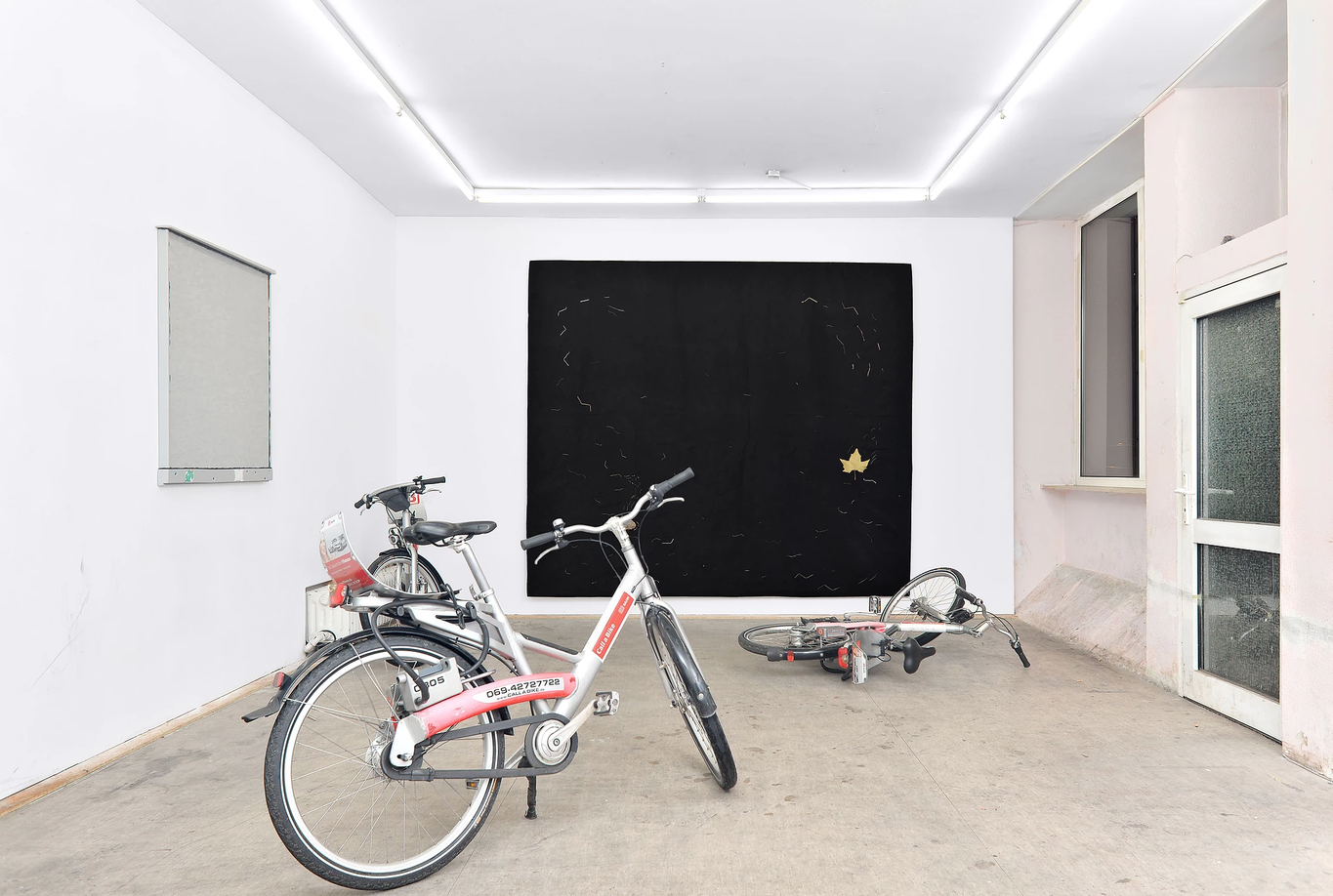 AJOLLY&nbsp;installation views, Neue Alte Br&uuml;ecke, 2016