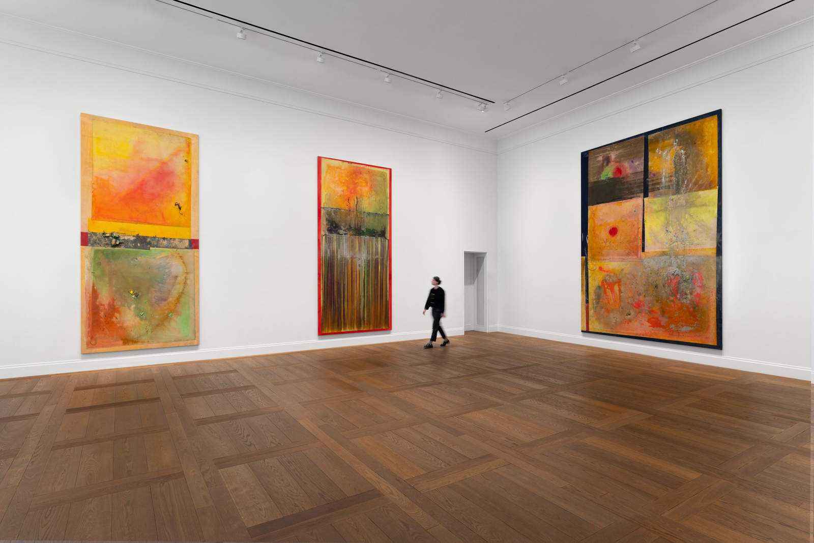 Installation view of Frank Bowling. Collage in Paris