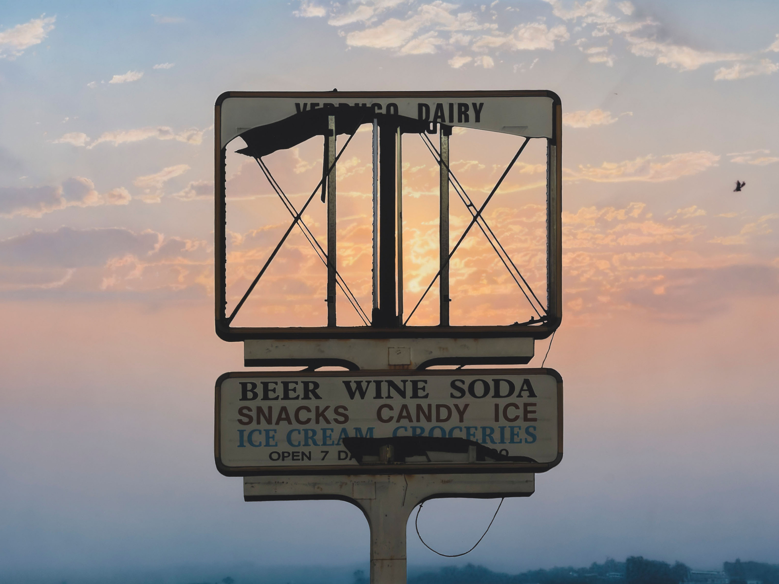 LOS ANGELES TIMES: L.A.’S GRAFFITI TOWERS BECOME MINIATURIZED SYMBOLS OF WASTE AND NEGLECT IN SAYRE GOMEZ’S ARRESTING GALLERY SHOW