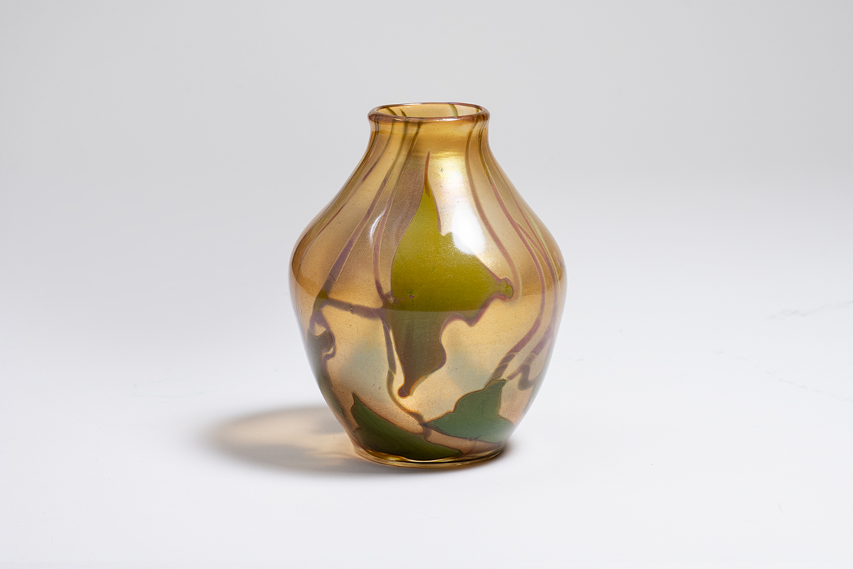 Favrile Glass Paperweight Vase