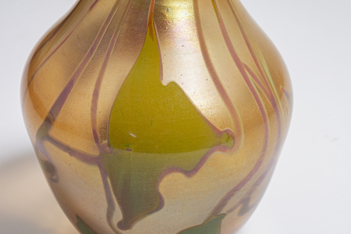 Favrile Glass Paperweight Vase