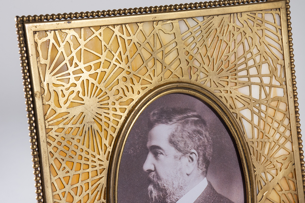 "Pine Needle" Picture Frame