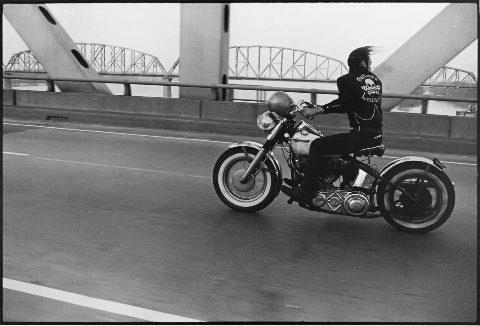 Danny Lyon, Crossing the Ohio, Louisville, The Bikeriders Portfolio, 1966