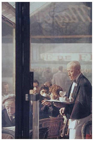 Saul Leiter, Waiter, Paris, 1958