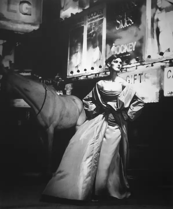 Lillian Bassman, Anneliese Seubert in Times Square, New York, 1997