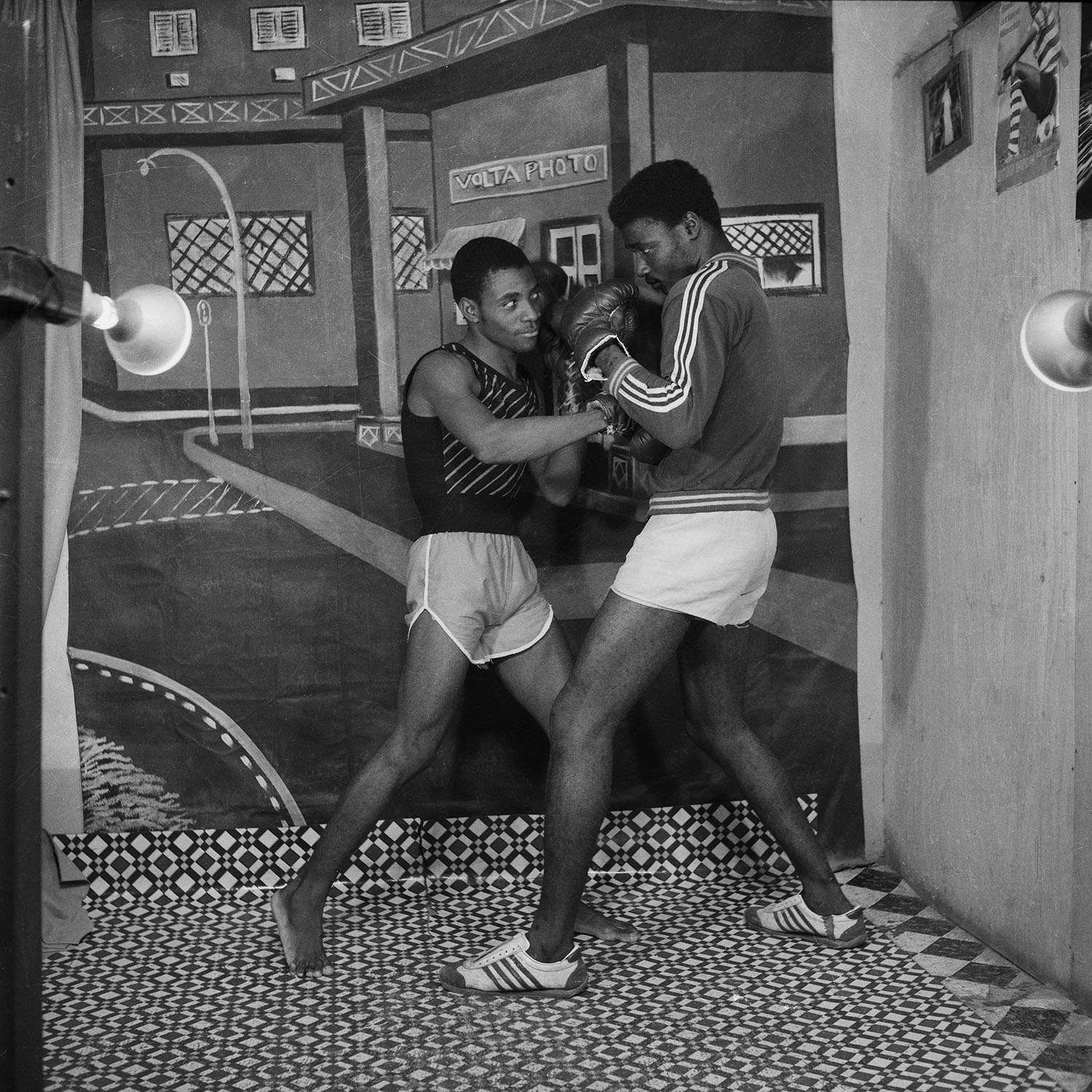 Les Deux Boxeurs, 1975