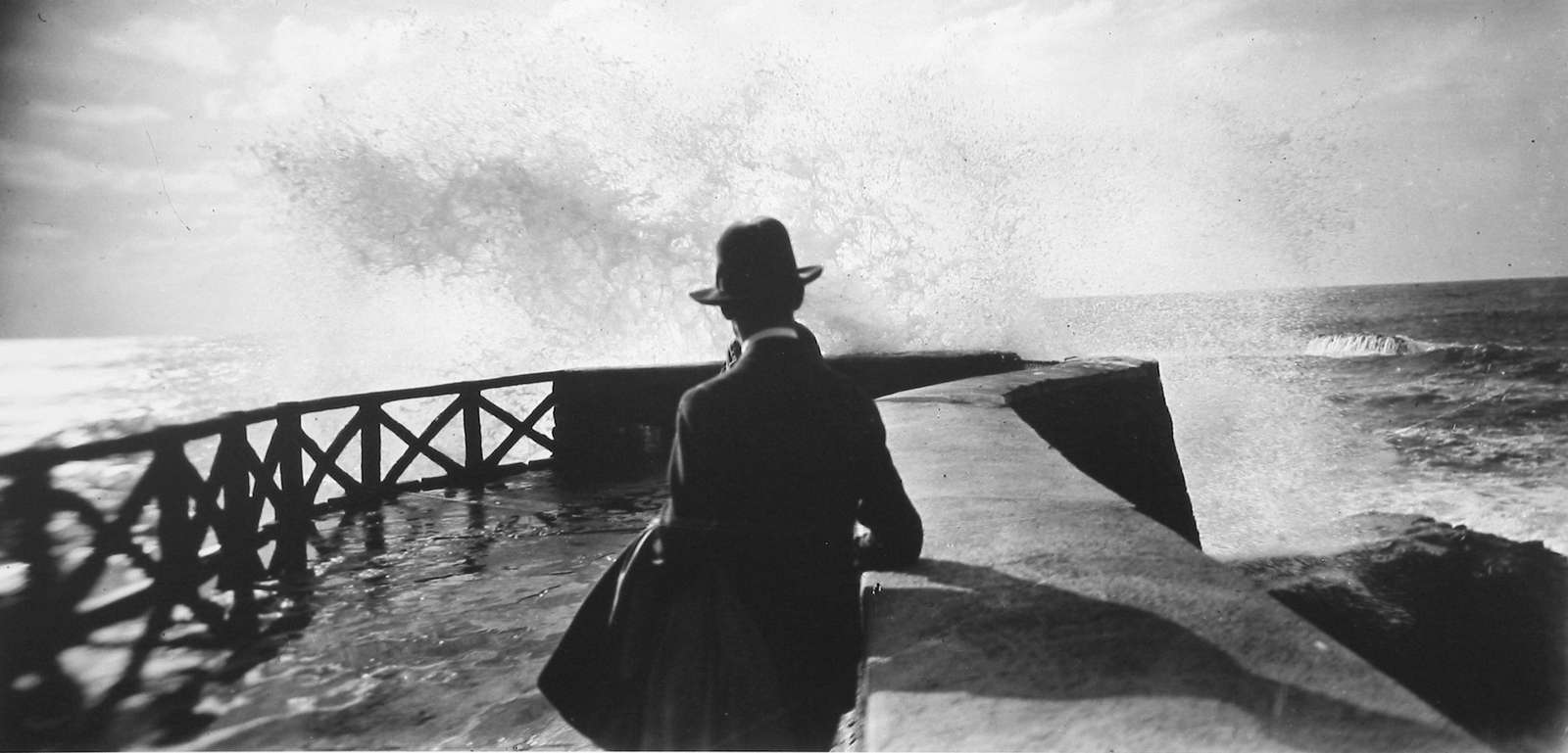 Jacques-Henri Lartigue, Sala, at the Rocher de la Vierge, Biarritz, August, 1927